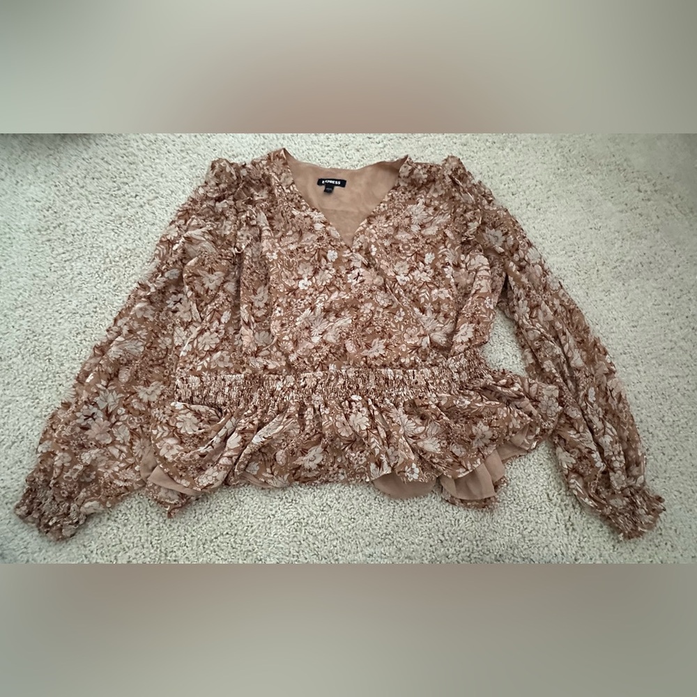 EUC Express Blouse - Picture 2 of 4